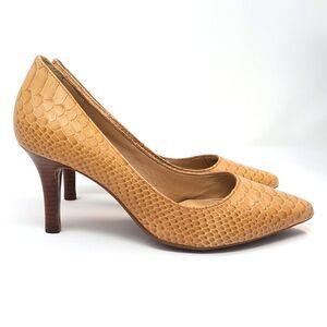 Antonio Melani Tan Snake Embossed Leather Pumps 6.5 Stacked Heel